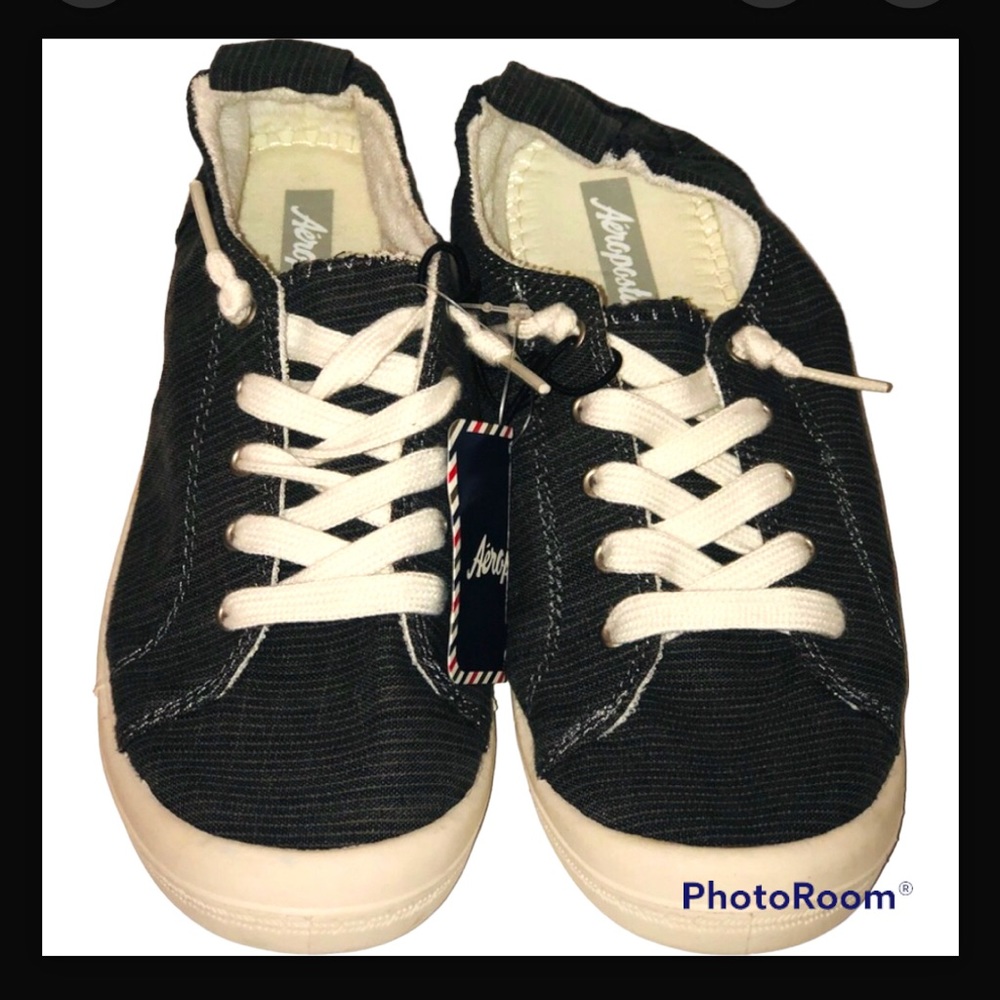 NWT Aeropostale  Casual & Comfy Slip-On Sneakers
